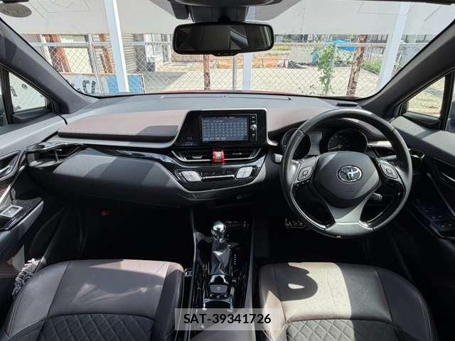 Toyota C-HR 2018-07 8875715-1
