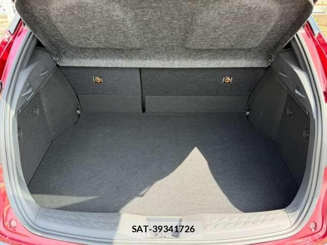 Toyota C-HR 2018-07 8875715-10
