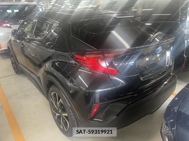 Toyota C-HR 2020-01 8875769-1