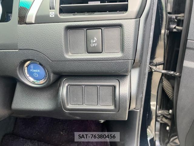 Toyota CAMRY 2011-12 8873106-10