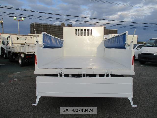 MITSUBISHI FUSO CANTER 2020-08 8872551-3