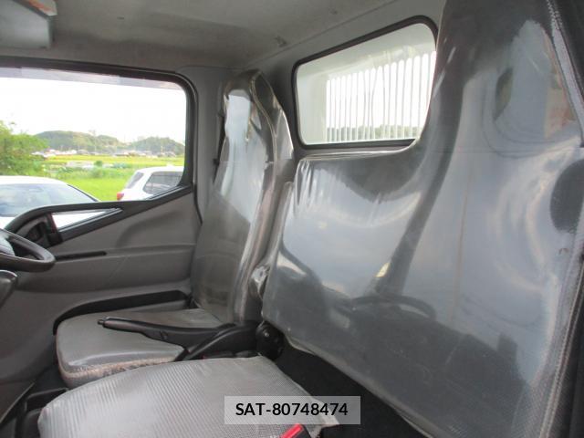 MITSUBISHI FUSO CANTER 2020-08 8872551-6