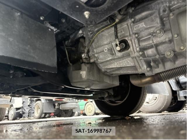 MITSUBISHI FUSO CANTER 2015-06 8874095-7