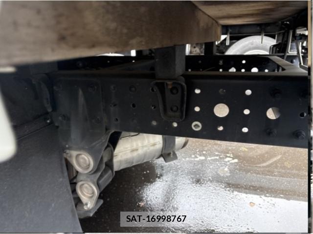 MITSUBISHI FUSO CANTER 2015-06 8874095-9