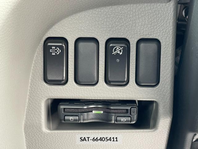 MITSUBISHI FUSO CANTER 2023-07 8875846-18