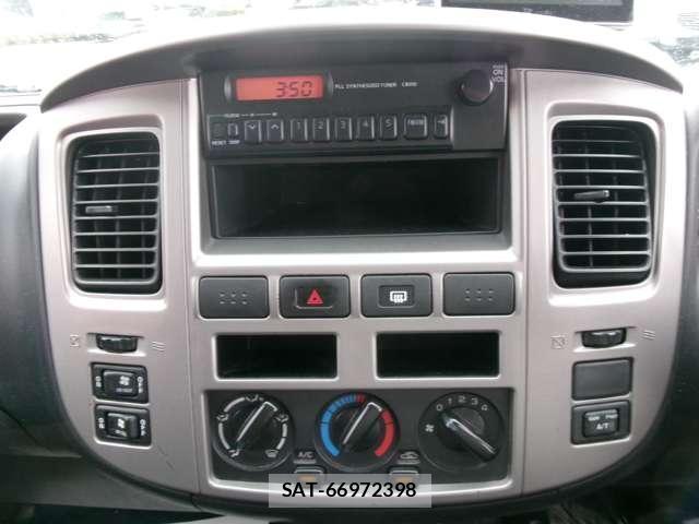 Nissan CARAVAN BUS 2012-09 8875896-13