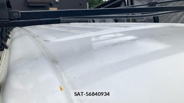 Nissan Caravan 2011-06 8873348-10