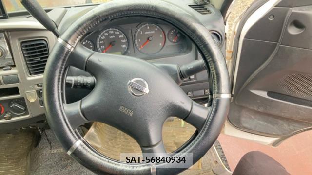 Nissan Caravan 2011-06 8873348-15
