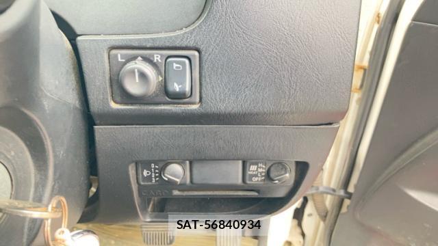 Nissan Caravan 2011-06 8873348-16