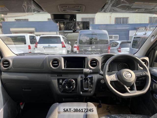 Nissan Caravan 2025-07 8875831-2