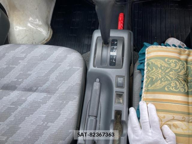 Suzuki CARRY TRUCK 2007-01 8874938-11