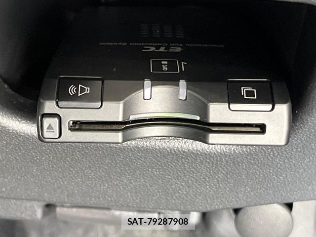 Daihatsu CAST 2015-11 8872586-6