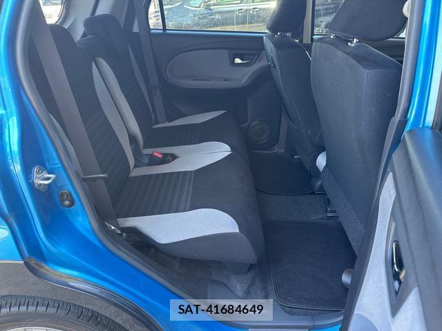 Daihatsu CAST 2018-02 8873836-8