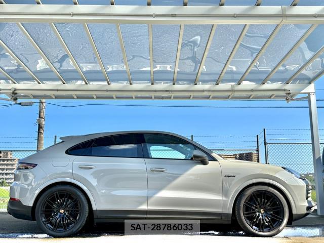 Porsche CAYENNE 2020-09 8873636-3