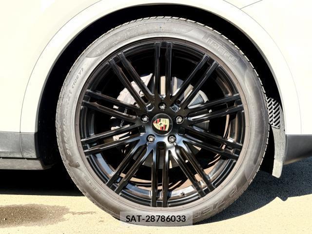 Porsche CAYENNE 2020-09 8873636-8