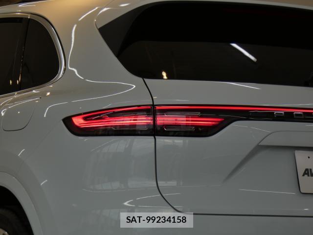 Porsche CAYENNE 2022-02 8873564-2