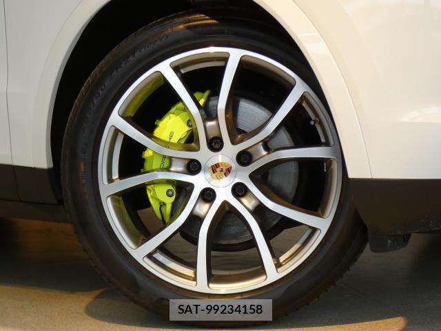 Porsche CAYENNE 2022-02 8873564-4