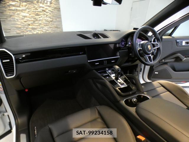 Porsche CAYENNE 2022-02 8873564-5