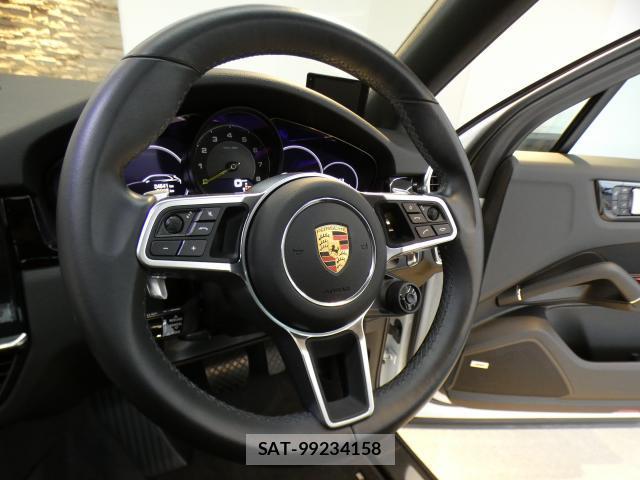 Porsche CAYENNE 2022-02 8873564-6