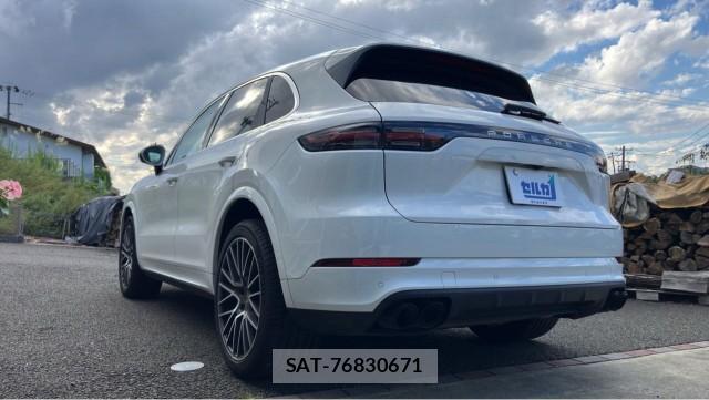Porsche CAYENNE 2019-06 8874385-13