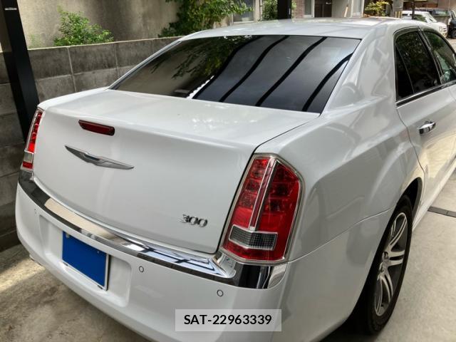 Chrysler 300 2012-12 8873543-5