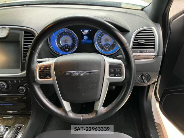 Chrysler 300 2012-12 8873543-8