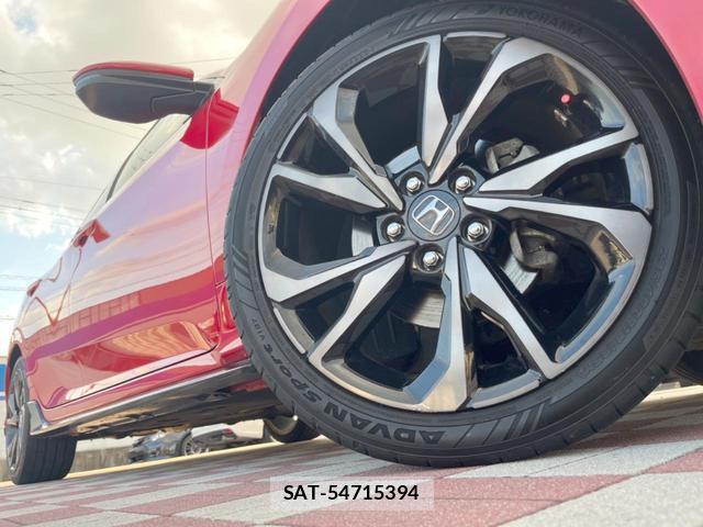 Honda CIVIC 2018-04 8873828-12