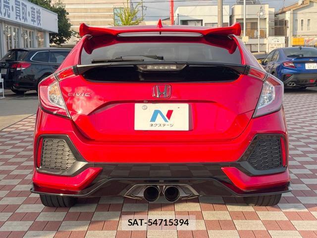 Honda CIVIC 2018-04 8873828-14