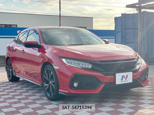 Honda CIVIC 2018-04 8873828-15
