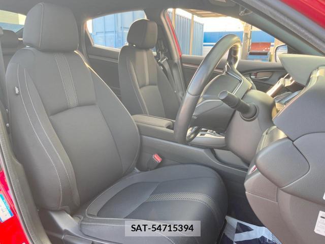 Honda CIVIC 2018-04 8873828-7