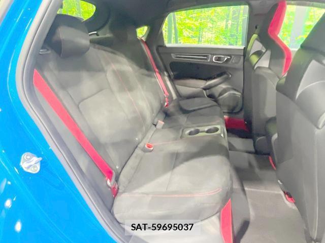 Honda CIVIC 2026-03 8874367-8