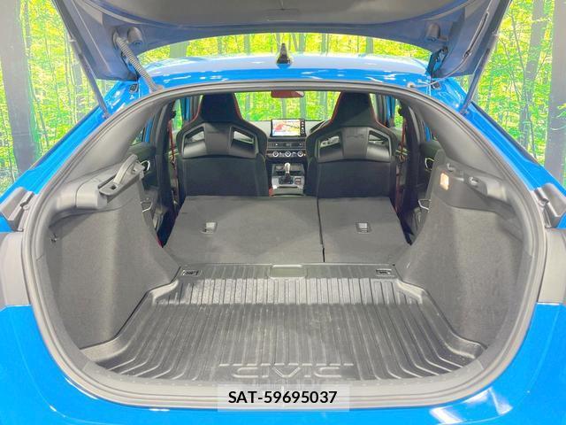 Honda CIVIC 2026-03 8874367-9
