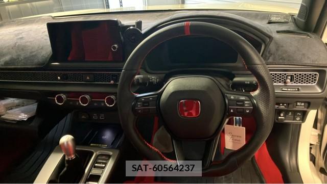 Honda CIVIC 2023-03 8874389-16