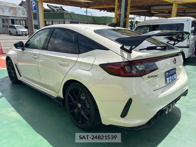 Honda CIVIC 2026-06 8875594-1