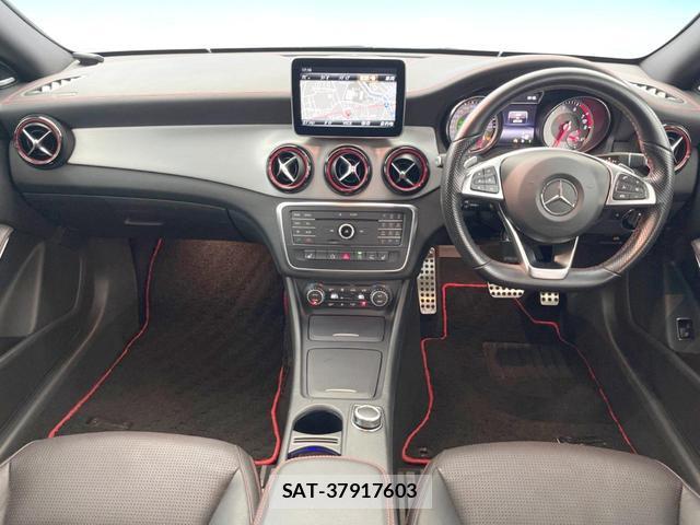 Mercedes Benz CLA-CLASS 2015-10 8873218-1