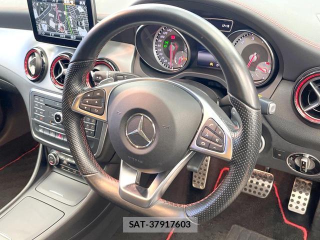 Mercedes Benz CLA-CLASS 2015-10 8873218-13
