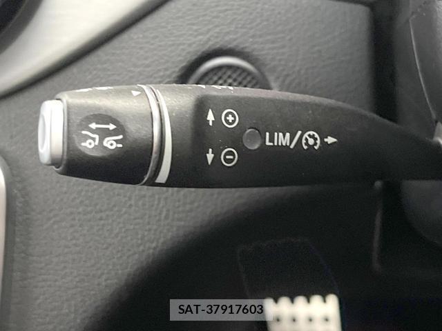 Mercedes Benz CLA-CLASS 2015-10 8873218-4