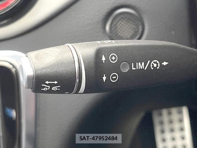 Mercedes Benz CLA-CLASS 2015-11 8873220-5
