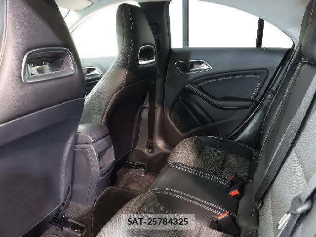 Mercedes Benz CLA-CLASS 2017-09 8873316-3