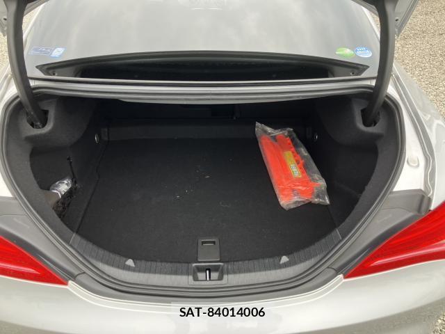 Mercedes Benz CLA-CLASS 2016-03 8873909-10