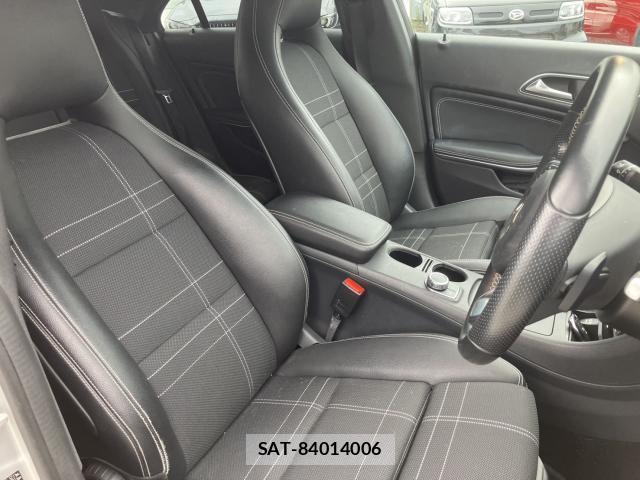 Mercedes Benz CLA-CLASS 2016-03 8873909-8
