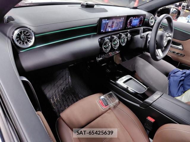 Mercedes Benz CLA-CLASS 2024-10 8875432-2