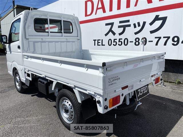 Nissan CLIPPER TRUCK 2026-08 8874982-5