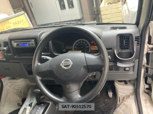 Nissan CLIPPER TRUCK 2013-05 8874987-8