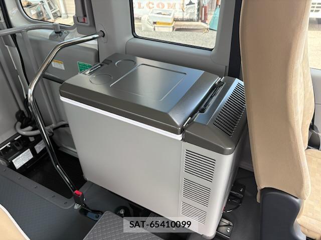 Toyota COASTER 2026-07 8873841-15