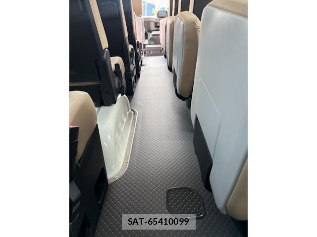 Toyota COASTER 2026-07 8873841-19
