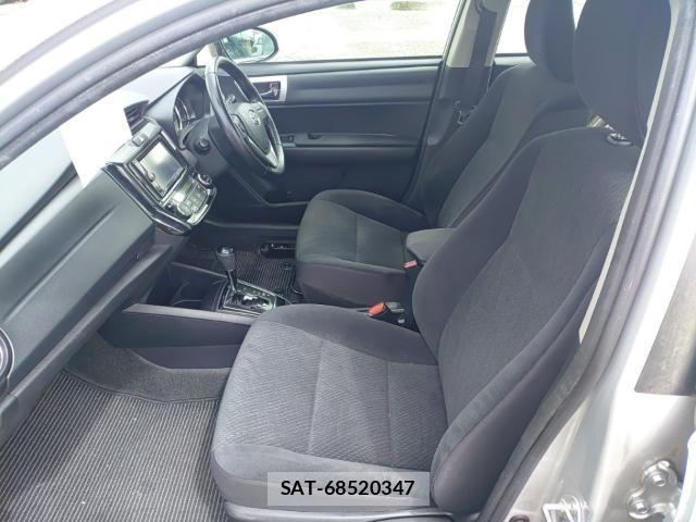 Toyota COROLLA AXIO 2015-08 8872955-15
