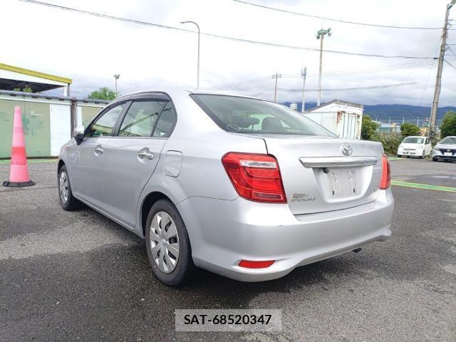 Toyota COROLLA AXIO 2015-08 8872955-5