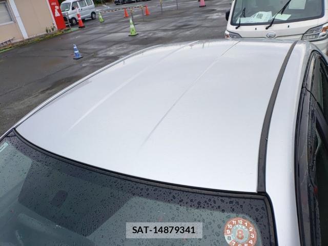 Toyota COROLLA AXIO 2017-08 8872960-6