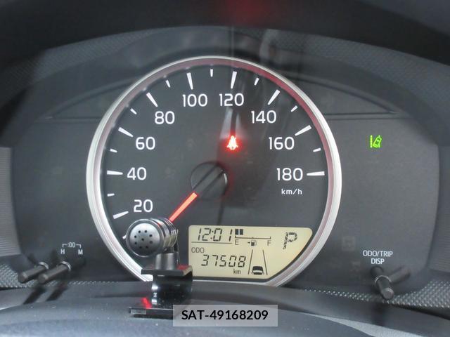 Toyota COROLLA AXIO 2021-05 8874604-11